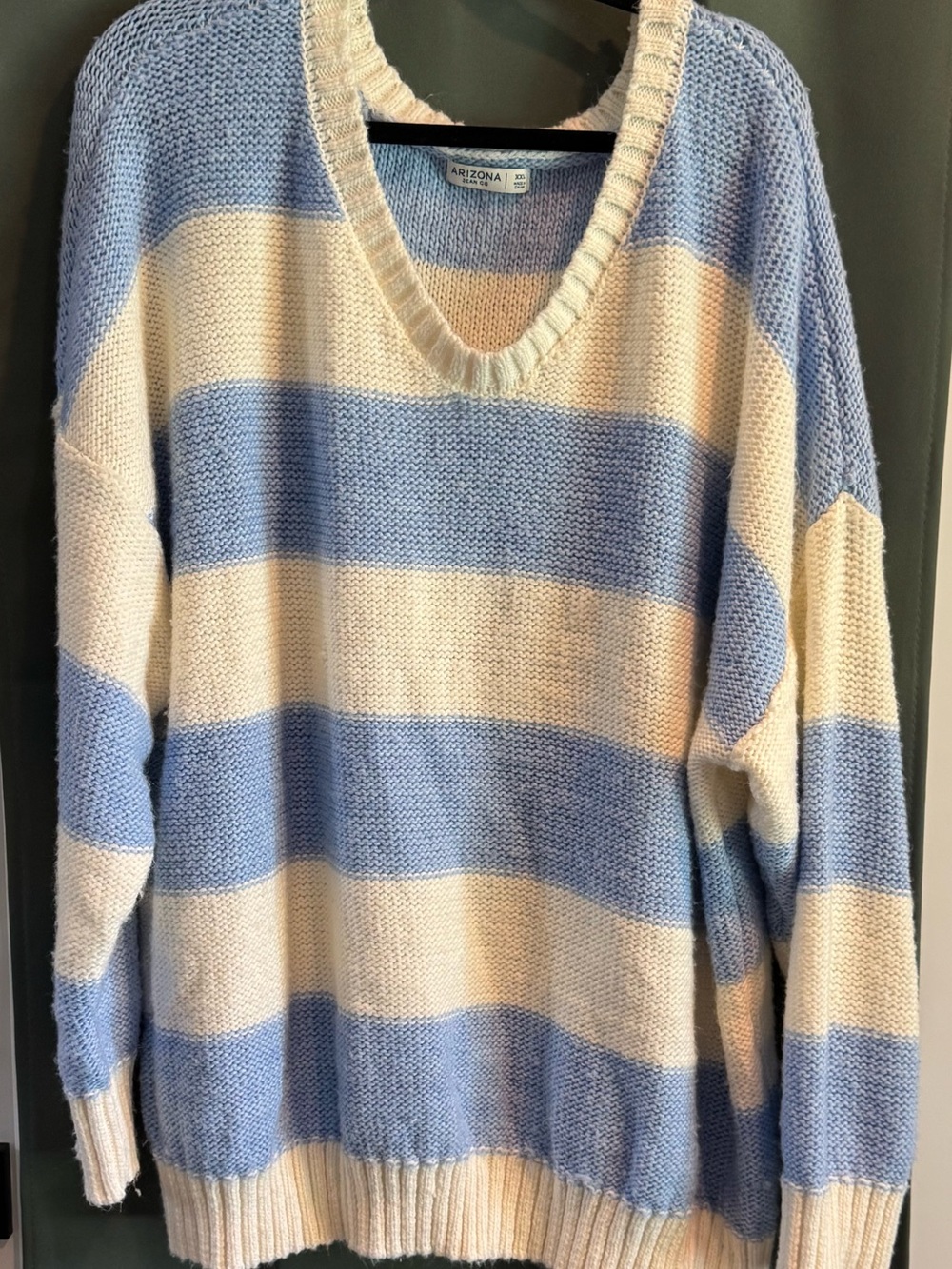 Arizona Jean Company Light Blue and Cream Striped V-Neck Sweater